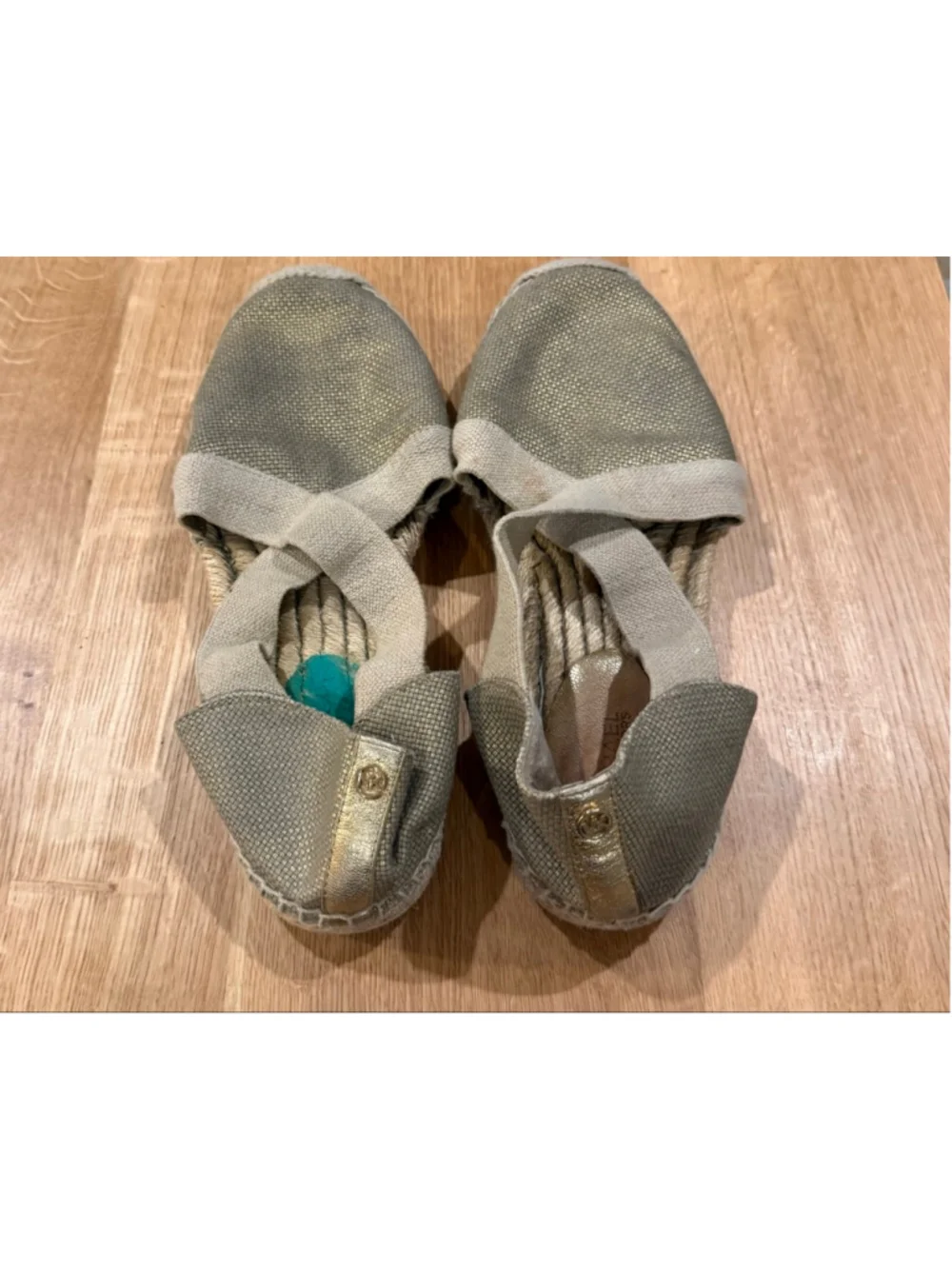 Women's Michael Kors Gold Beige Espadrilles Size 9.5